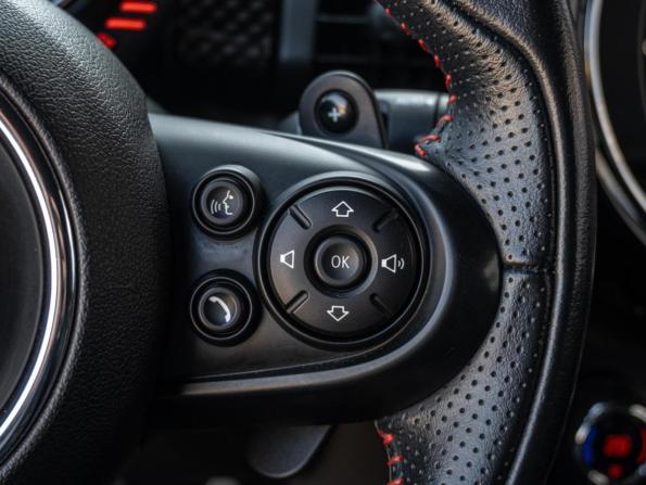 Mini Hatch III (F55/F56) с пробегом 2016 года, цена 2 360 000 рублей, 77933 км, хэтчбек, Автокод Объявления