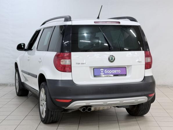 Skoda Yeti I с пробегом 2011 года, цена 810 000 рублей, 204634 км, внедорожник, Автокод Объявления