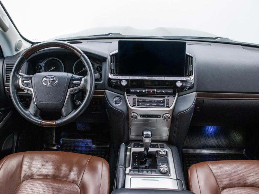 Toyota Land Cruiser 200 Series Рестайлинг 2 Москва  - изображение 13