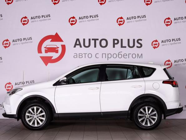 Toyota RAV4 IV (XA40) Рестайлинг с пробегом 2018 года, цена 1 569 000 рублей, 200000 км, внедорожник, Автокод Объявления