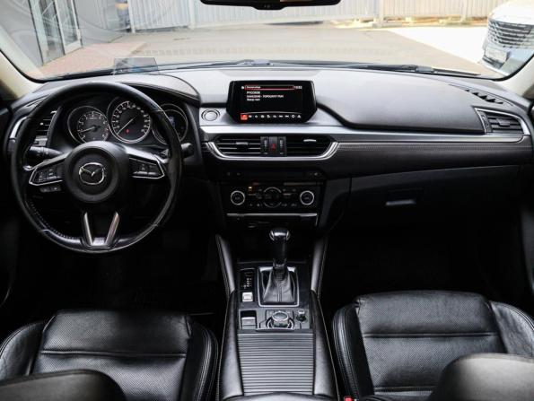 Mazda 6 III (GJ) Рестайлинг с пробегом 2017 года, цена 1 800 000 рублей, 131333 км, седан, Автокод Объявления