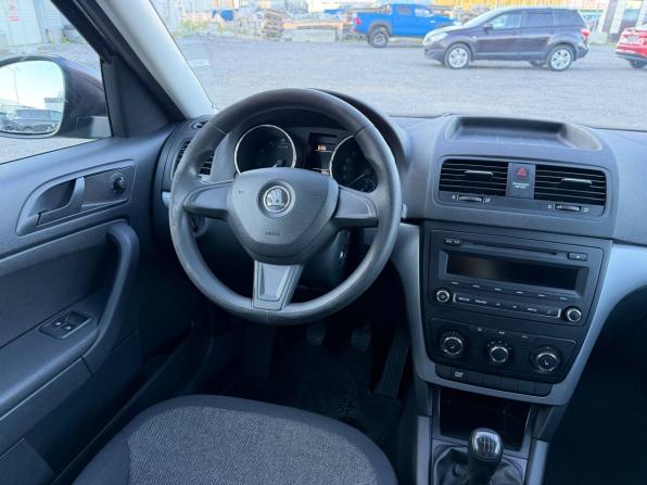 Skoda Yeti I Рестайлинг с пробегом 2014 года, цена 845 000 рублей, 109010 км, внедорожник, Автокод Объявления