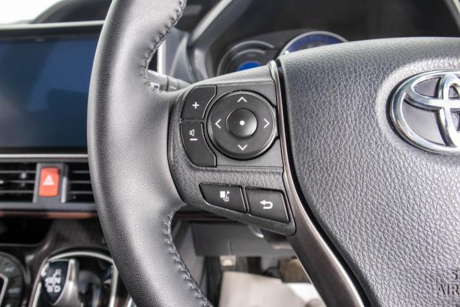 Toyota Esquire I Рестайлинг с пробегом 2017 года, цена 2 169 000 рублей, 131000 км, минивэн, Автокод Объявления