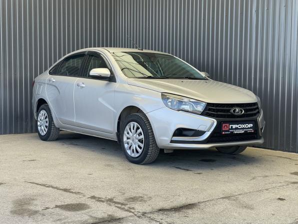 Lada (ВАЗ) Vesta I с пробегом 2018 года, цена 897 000 рублей, 91022 км, седан, Автокод Объявления