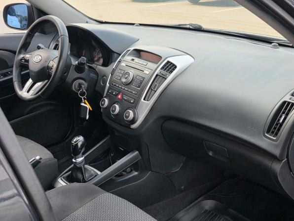 Kia Ceed I Рестайлинг с пробегом 2010 года, цена 578 000 рублей, 191439 км, хэтчбек, Автокод Объявления