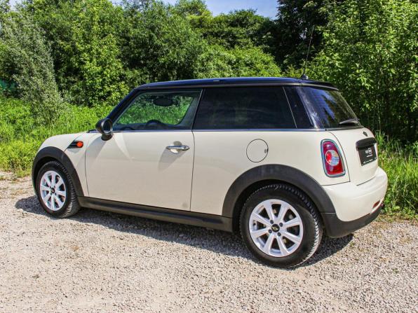 Mini Hatch II (R56) Рестайлинг с пробегом 2012 года, цена 1 039 000 рублей, 129397 км, хэтчбек, Автокод Объявления