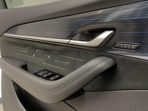 Geely Monjaro I с пробегом 2024 года, цена 3 770 000 рублей, 10000 км, внедорожник, Автокод Объявления