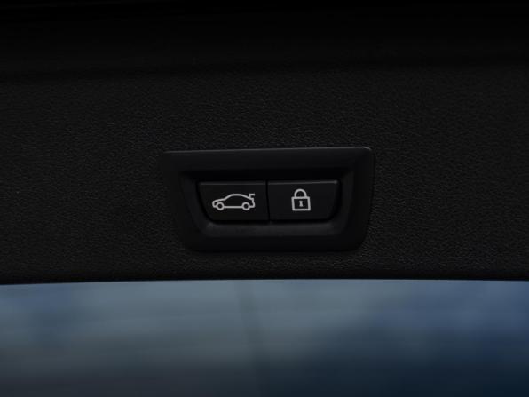 BMW X6 III (G06) с пробегом 2021 года, цена 7 690 000 рублей, 105000 км, внедорожник, Автокод Объявления
