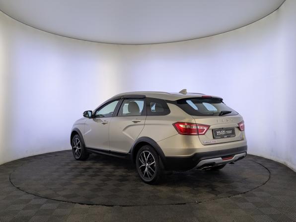 Lada (ВАЗ) Vesta I с пробегом 2018 года, цена 1 100 000 рублей, 61371 км, универсал, Автокод Объявления