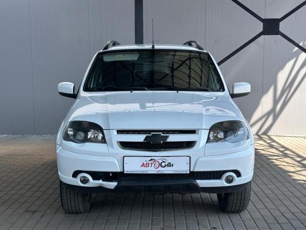 Chevrolet Niva I Рестайлинг с пробегом 2018 года, цена 770 000 рублей, 115119 км, внедорожник, Автокод Объявления