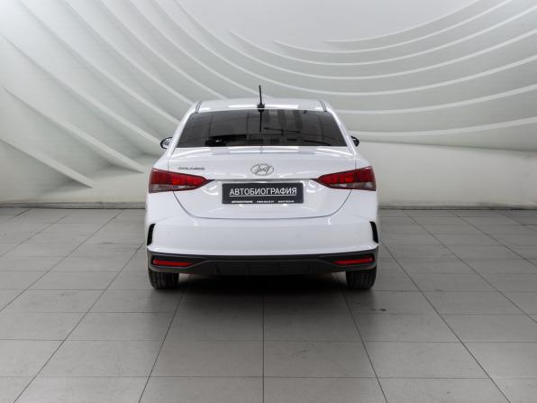 Hyundai Solaris II Рестайлинг с пробегом 2021 года, цена 1 438 000 рублей, 126067 км, седан, Автокод Объявления