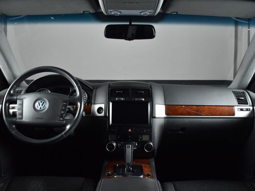 Volkswagen Touareg I Рестайлинг Кемерово  - изображение 7