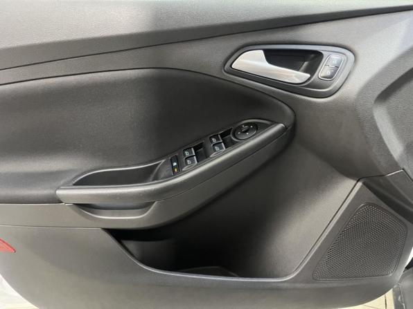 Ford Focus III Рестайлинг с пробегом 2015 года, цена 1 045 000 рублей, 104291 км, седан, Автокод Объявления