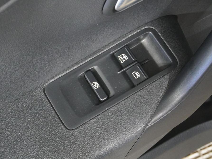 Volkswagen Polo V Рестайлинг Вологда  - изображение 14