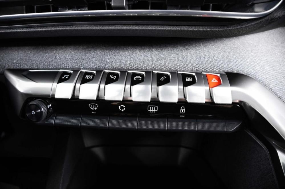 Peugeot 3008 II Рестайлинг Пермь  - изображение 18