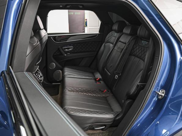 Bentley Bentayga I с пробегом 2018 года, цена 10 999 000 рублей, 80723 км, внедорожник, Автокод Объявления
