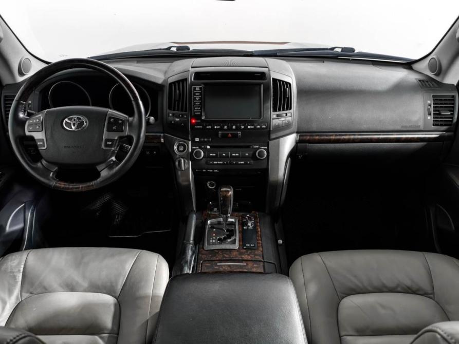 Toyota Land Cruiser 200 Series Санкт-Петербург  - изображение 18