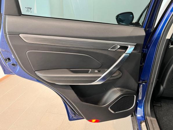 Geely Atlas Pro с пробегом 2022 года, цена 1 950 000 рублей, 45850 км, внедорожник, Автокод Объявления