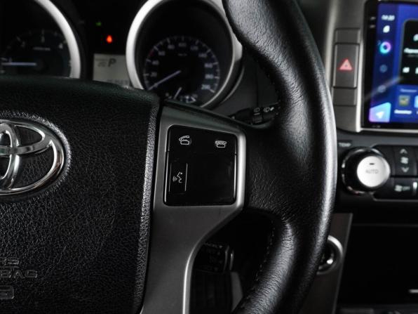 Toyota Land Cruiser Prado 150 Series с пробегом 2012 года, цена 2 760 000 рублей, 253569 км, внедорожник, Автокод Объявления