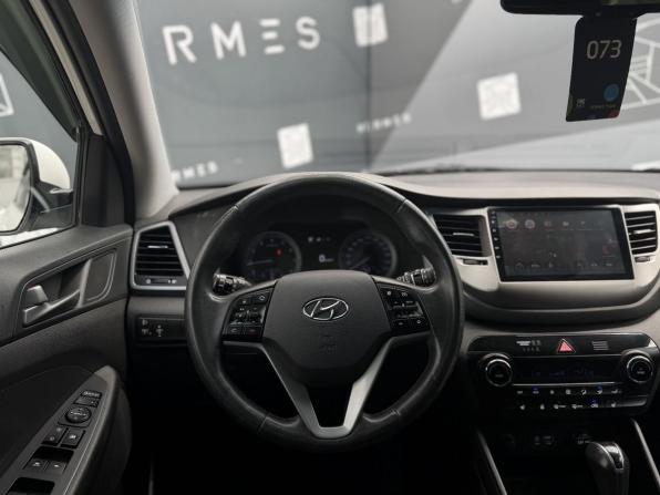 Hyundai Tucson III с пробегом 2018 года, цена 1 899 000 рублей, 176251 км, внедорожник, Автокод Объявления