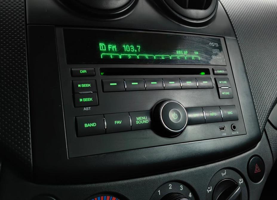 Chevrolet Aveo I Рестайлинг Москва  - изображение 16