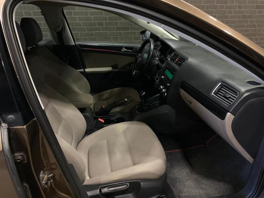 Volkswagen Jetta VI Челябинск  - изображение 10