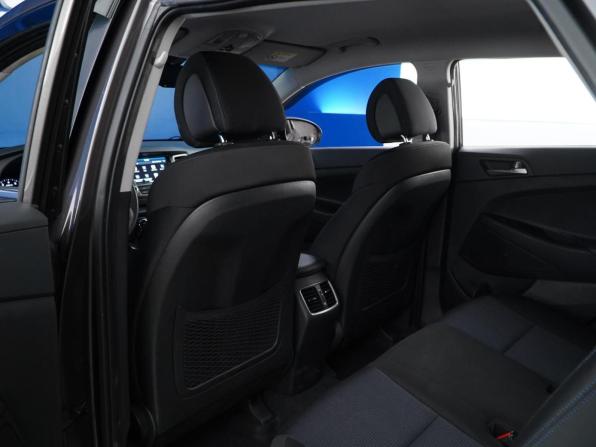 Hyundai Tucson III с пробегом 2018 года, цена 1 849 000 рублей, 111427 км, внедорожник, Автокод Объявления