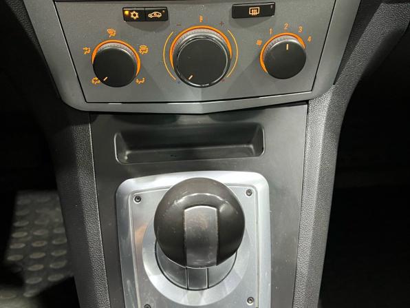 Opel Zafira B Рестайлинг с пробегом 2013 года, цена 640 000 рублей, 184000 км, компактвэн, Автокод Объявления