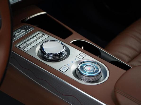 Genesis GV70 I с пробегом 2020 года, цена 4 499 654 рубля, 50102 км, внедорожник, Автокод Объявления