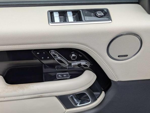 Land Rover Range Rover IV Рестайлинг с пробегом 2018 года, цена 5 197 000 рублей, 178653 км, внедорожник, Автокод Объявления
