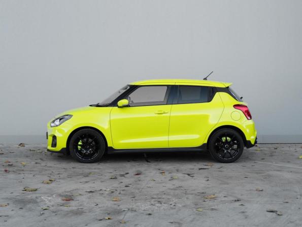 Suzuki Swift V с пробегом 2017 года, цена 1 349 000 рублей, 111140 км, хэтчбек, Автокод Объявления