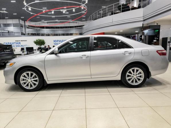 Toyota Camry VI (XV40) Рестайлинг с пробегом 2009 года, цена 1 290 000 рублей, 232225 км, седан, Автокод Объявления