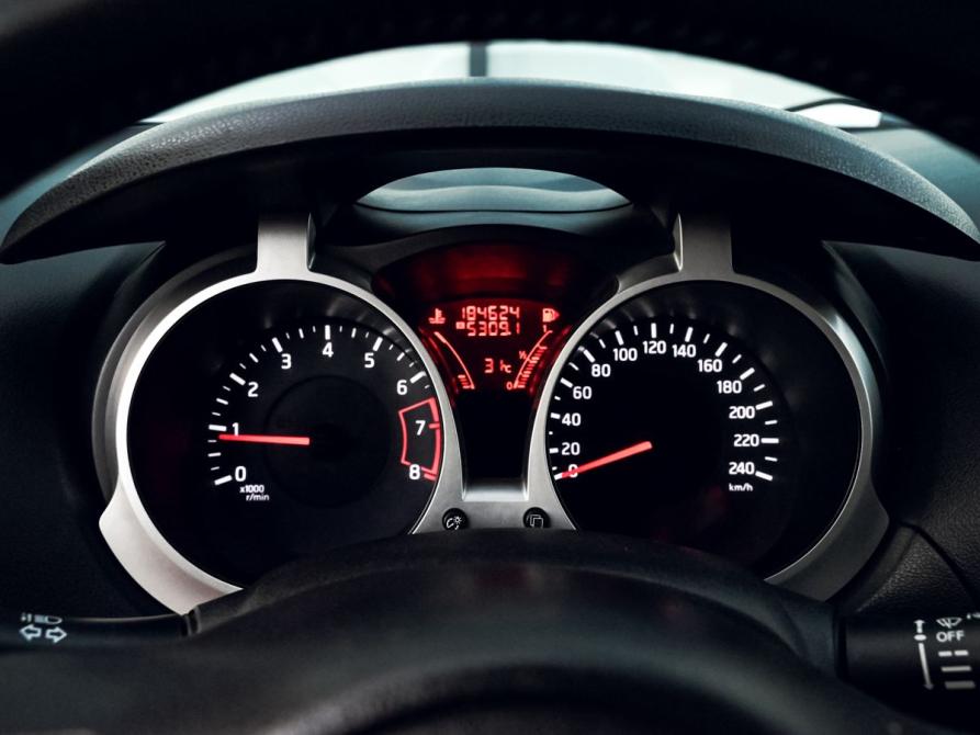 Nissan Juke I Екатеринбург  - изображение 9