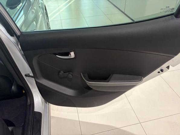 Hyundai Elantra V (MD) Рестайлинг с пробегом 2013 года, цена 1 299 000 рублей, 81900 км, седан, Автокод Объявления