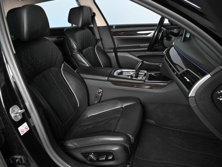 BMW 7 серии VI (G11/G12) Рестайлинг Ростов-на-Дону  - изображение 8