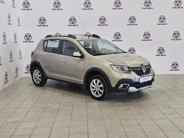 Renault Sandero II Рестайлинг с пробегом 2022 года, цена 1 385 000 рублей, 25275 км, хэтчбек, Автокод Объявления