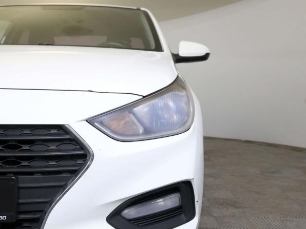 Hyundai Solaris II с пробегом 2017 года, цена 699 000 рублей, 247039 км, седан, Автокод Объявления
