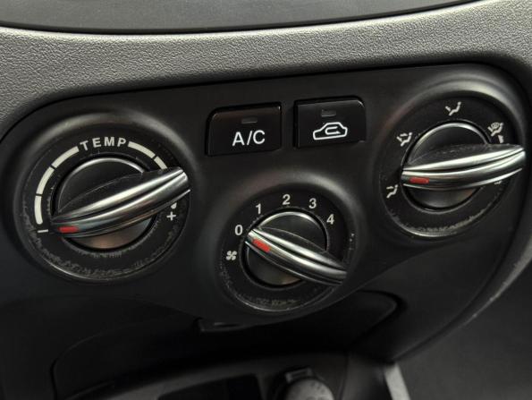 Kia Rio II Рестайлинг с пробегом 2011 года, цена 589 000 рублей, 197492 км, хэтчбек, Автокод Объявления