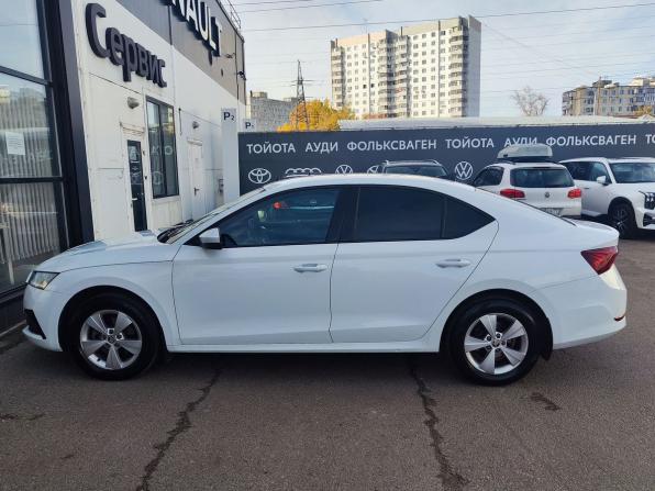Skoda Octavia IV (A8) с пробегом 2021 года, цена 2 450 000 рублей, 59466 км, лифтбек, Автокод Объявления