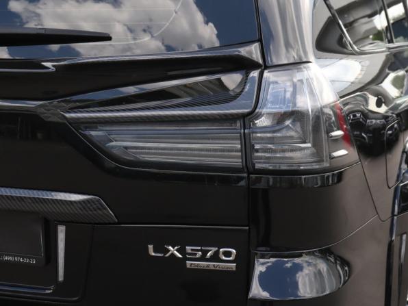 Lexus LX III Рестайлинг 2 с пробегом 2019 года, цена 9 800 000 рублей, 75270 км, внедорожник, Автокод Объявления
