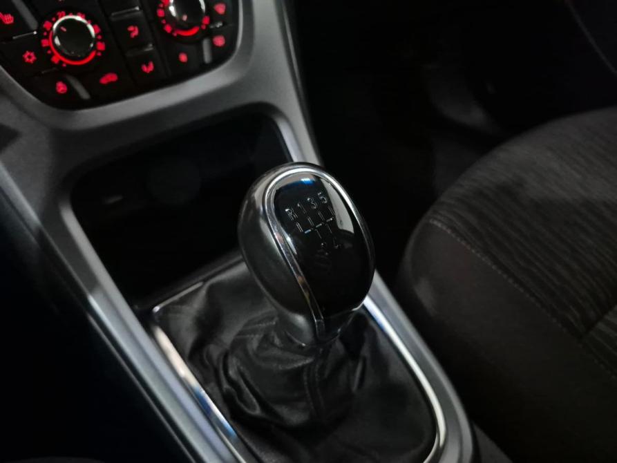 Opel Astra J Рестайлинг Альметьевск  - изображение 23