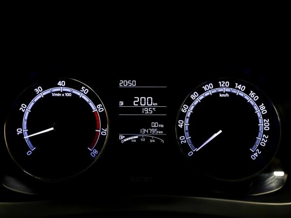 Skoda Rapid I Рестайлинг с пробегом 2019 года, цена 990 000 рублей, 134795 км, лифтбек, Автокод Объявления