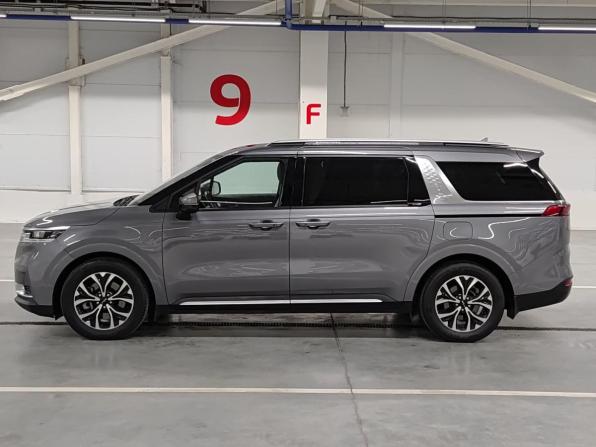 Kia Carnival IV с пробегом 2023 года, цена 3 699 000 рублей, 106419 км, минивэн, Автокод Объявления