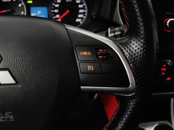 Mitsubishi Outlander III с пробегом 2012 года, цена 999 000 рублей, 175000 км, внедорожник, Автокод Объявления