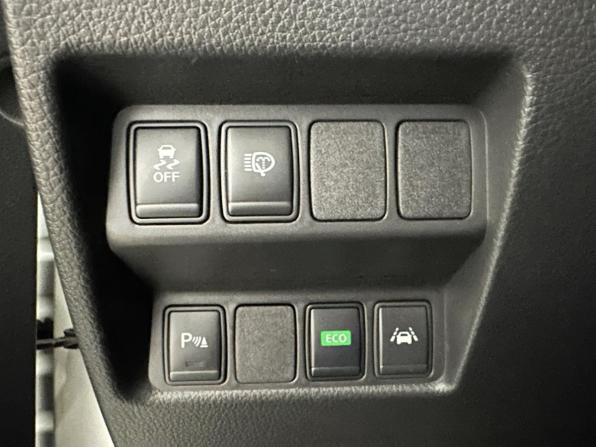 Nissan Qashqai II с пробегом 2018 года, цена 1 945 000 рублей, 154657 км, внедорожник, Автокод Объявления