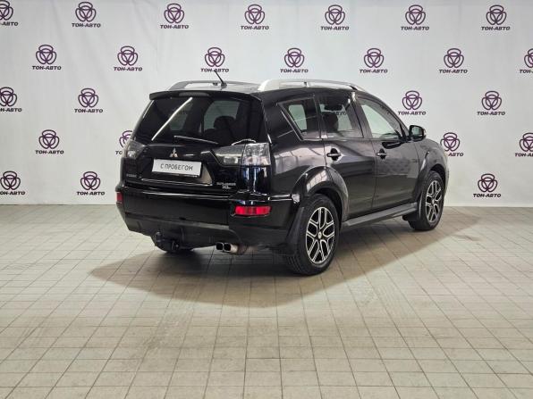 Mitsubishi Outlander II Рестайлинг с пробегом 2010 года, цена 957 000 рублей, 226085 км, внедорожник, Автокод Объявления