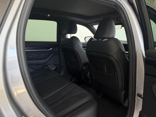 Geely Monjaro I с пробегом 2024 года, цена 3 300 000 рублей, 56000 км, внедорожник, Автокод Объявления