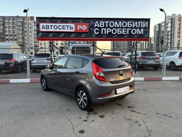 Hyundai Solaris I Рестайлинг с пробегом 2015 года, цена 912 961 рубль, 138348 км, хэтчбек, Автокод Объявления