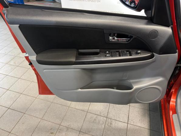 Suzuki SX4 I (Classic) Рестайлинг с пробегом 2011 года, цена 549 000 рублей, 240000 км, хэтчбек, Автокод Объявления