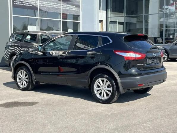 Nissan Qashqai II с пробегом 2015 года, цена 1 350 000 рублей, 165610 км, внедорожник, Автокод Объявления